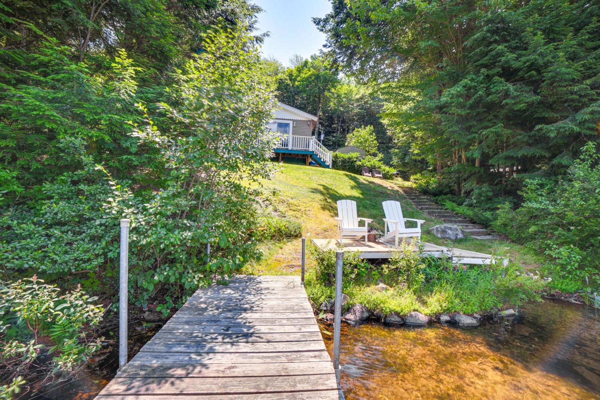 Breathtaking Newbury Cottage With Deck On Chalk Pond Exterior foto